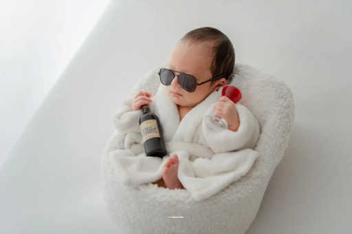 溧阳宝宝嘴唇上翘